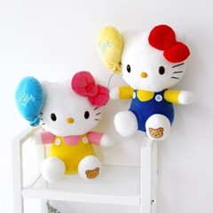 Imagen oficial de Various Sanrio Hello Kitty plush toys publicada por OECD 2