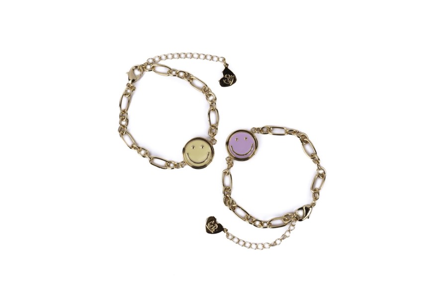 Imagen oficial de Boutique Chic All Smiles Spinner Necklace, Bracelet and Ring publicada por OECD 2