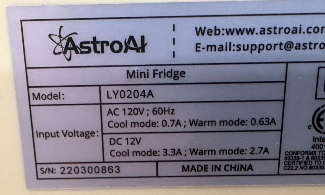 Imagen oficial de AstroAI 4 Litre/6 Can Mini Fridge publicada por OECD 2