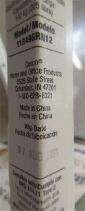 Imagen oficial de Cosco 2-Step Kitchen Stool publicada por OECD 3