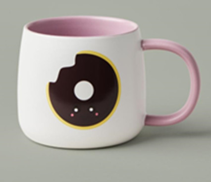 Imagen oficial de Tim Hortons Pink and White Colour Changing Donut Mug publicada por OECD