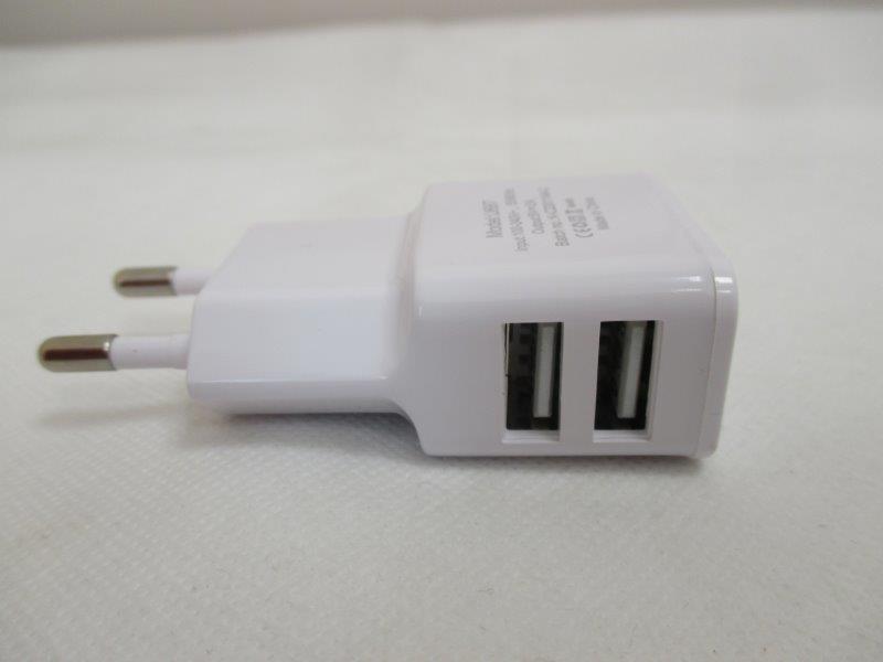 Imagen oficial de USB charger ; i-JMB ; publicada por OECD 5