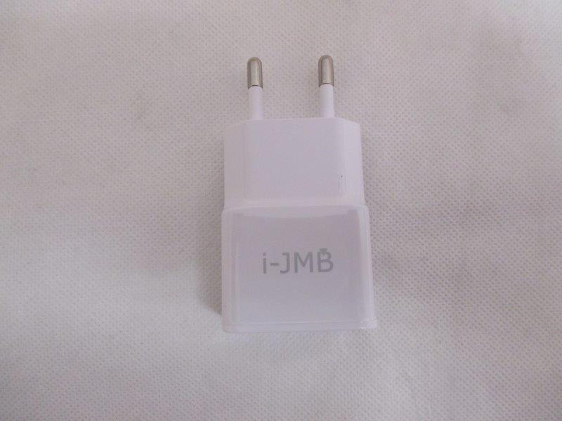 Imagen oficial de USB charger ; i-JMB ; publicada por OECD 2