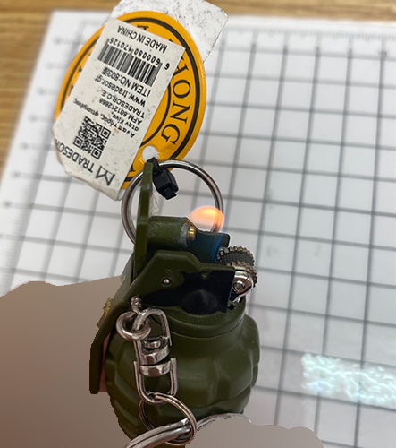 Imagen oficial de Novelty Lighter ; ZHONG LONG ; FUZE M217 ME175B 008-803 publicada por OECD 3