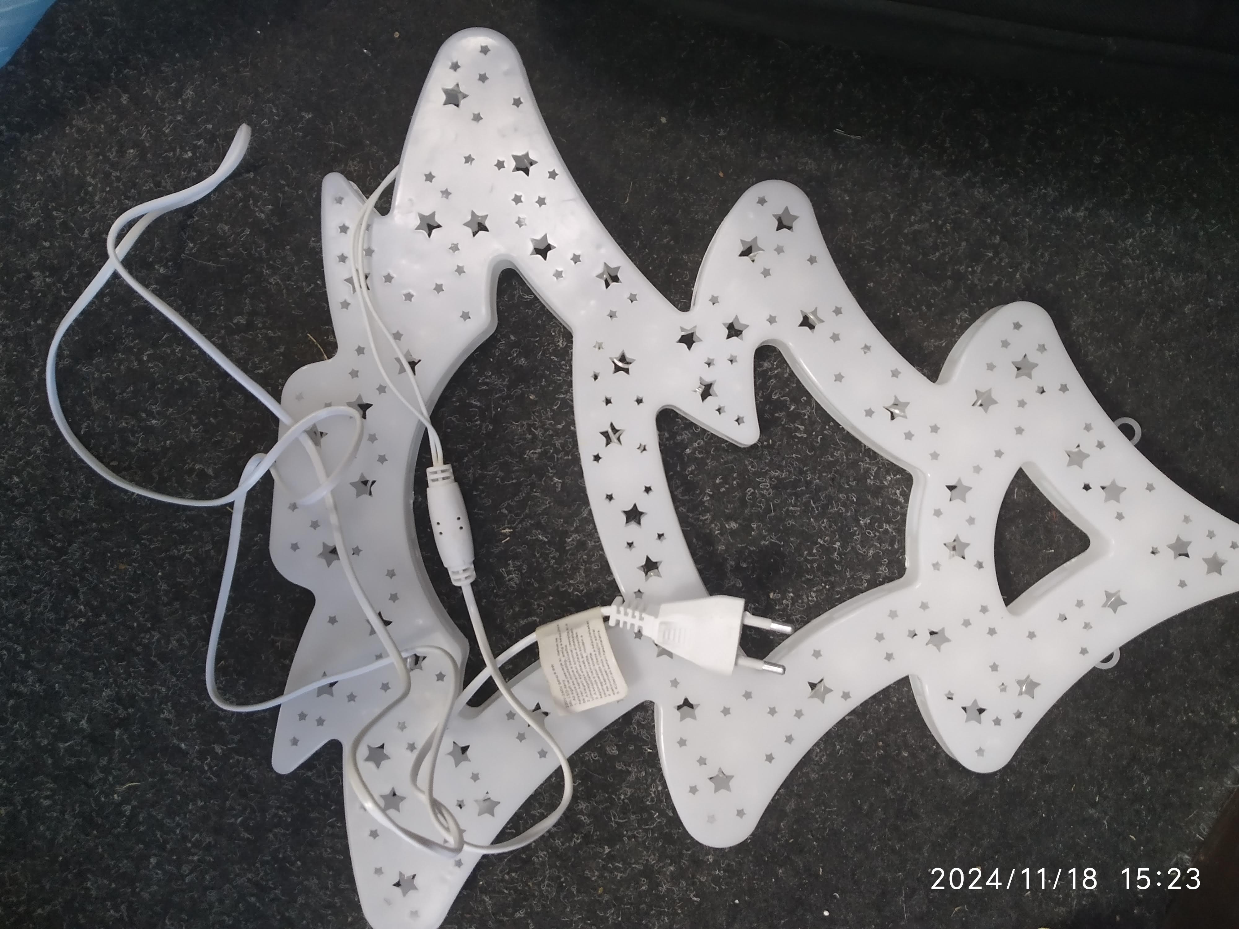 Official image of Lighting chain ; Unknown ; 35L LED-fény published by OECD