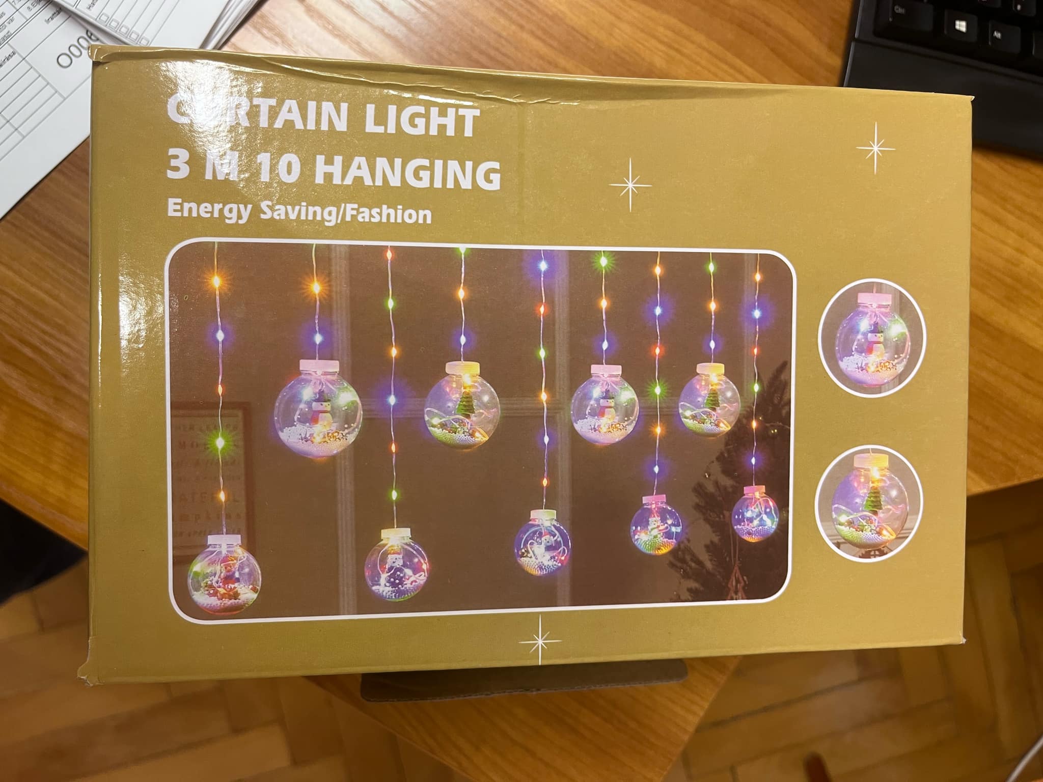 Official image of Lighting chain ; Unknown ; Curtain Light, 3 M 10 HANGING published by OECD