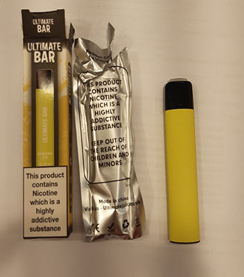 Official image of Disposable electronic cigarette ; Ultimate Bar ; Ultimate Bar 1% Salt Nic Up to 575 puffs published by OECD