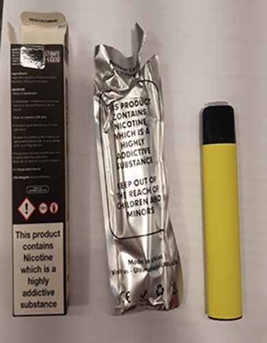 Official image of Disposable electronic cigarette ; Ultimate Bar ; Ultimate Bar 1% Salt Nic Up to 575 puffs published by OECD 2