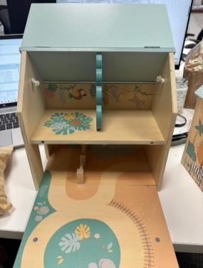 Official image of Toy farm ; My 1st Years ; Tabletop Zoo published by OECD