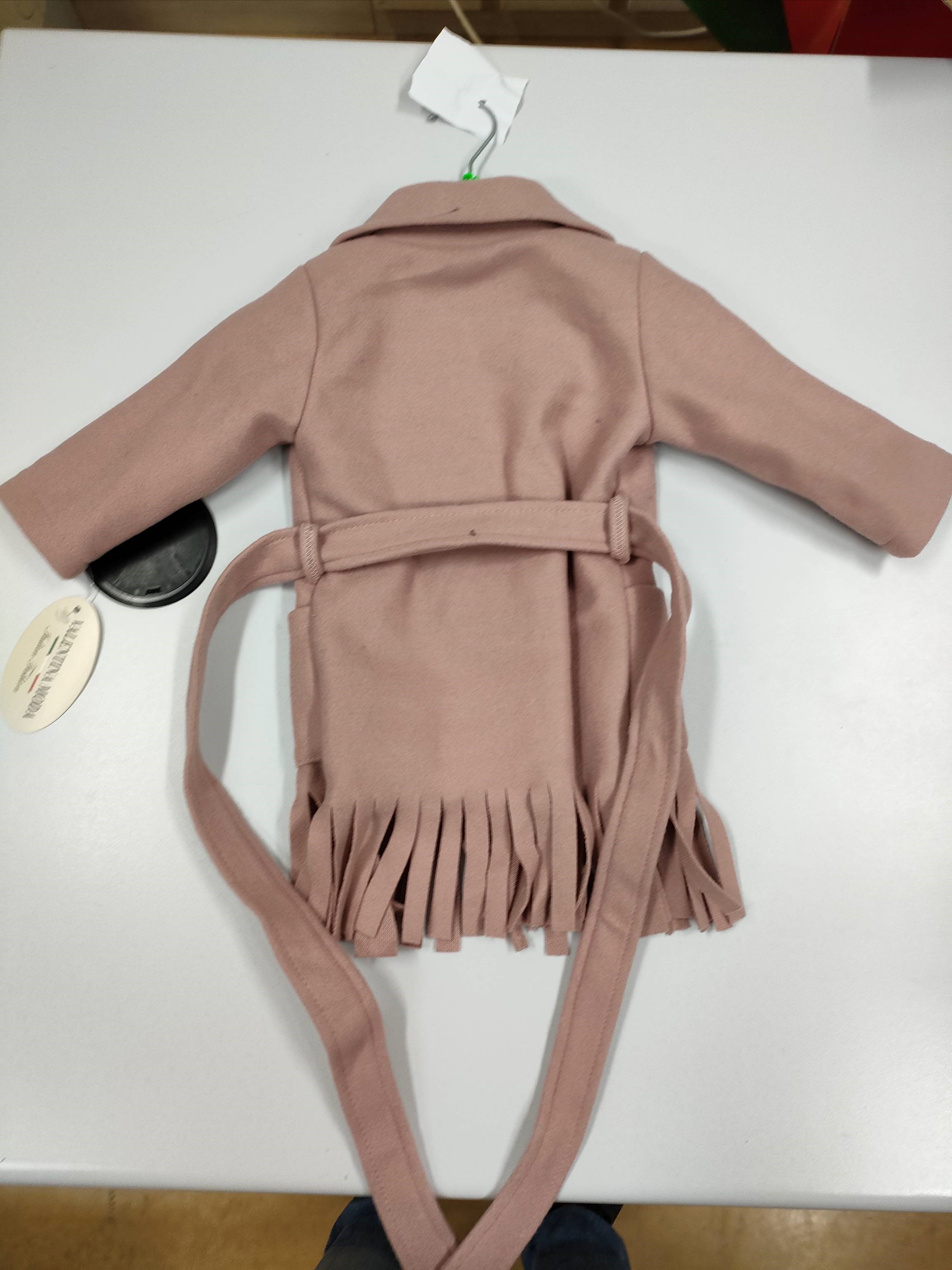 Official image of Children's coat ; Valentina Moda ; published by OECD 2
