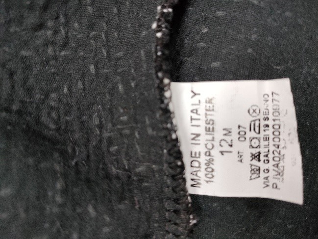 Official image of Children's jacket ; MODA ; published by OECD 2