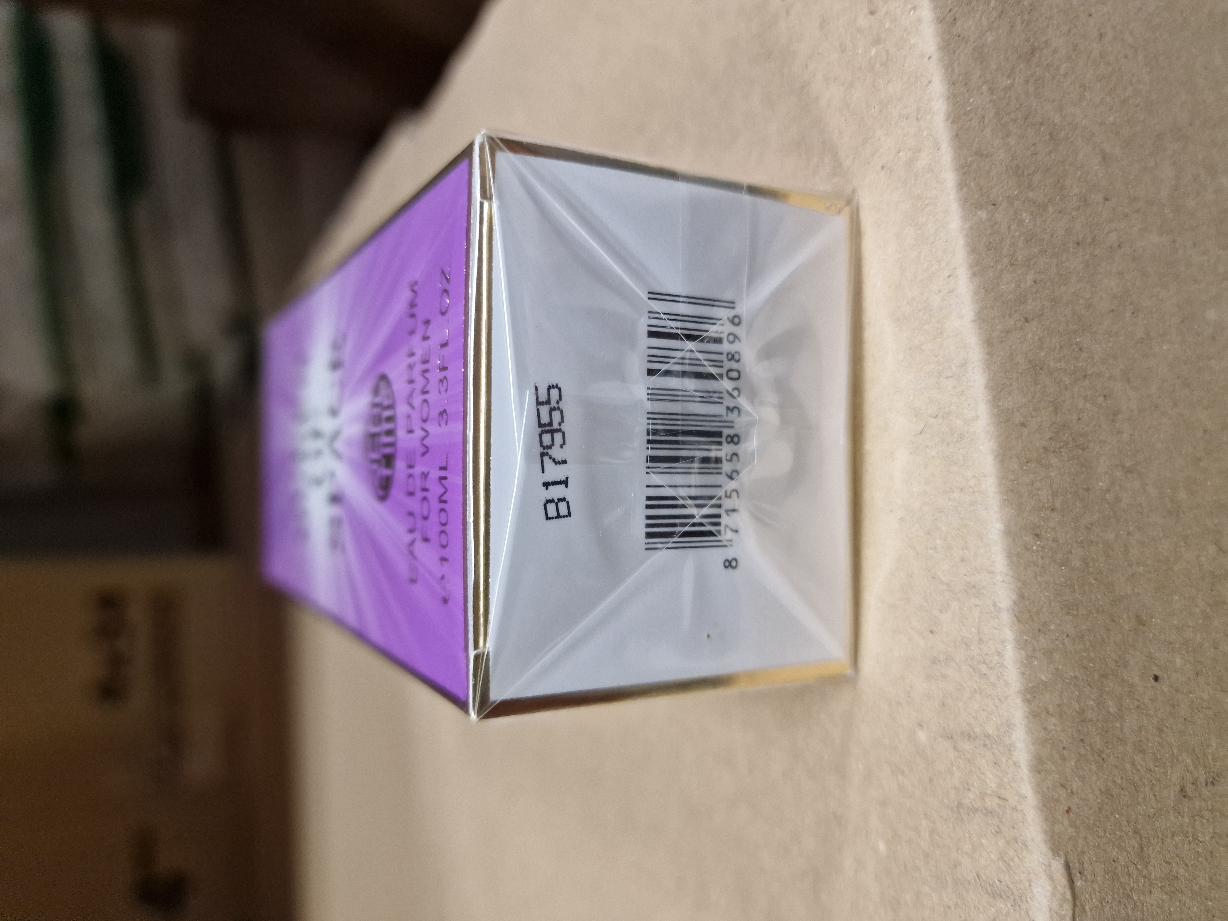 Official image of Perfume ; REAL TIME ; QUEEN OF SPACE published by OECD 2