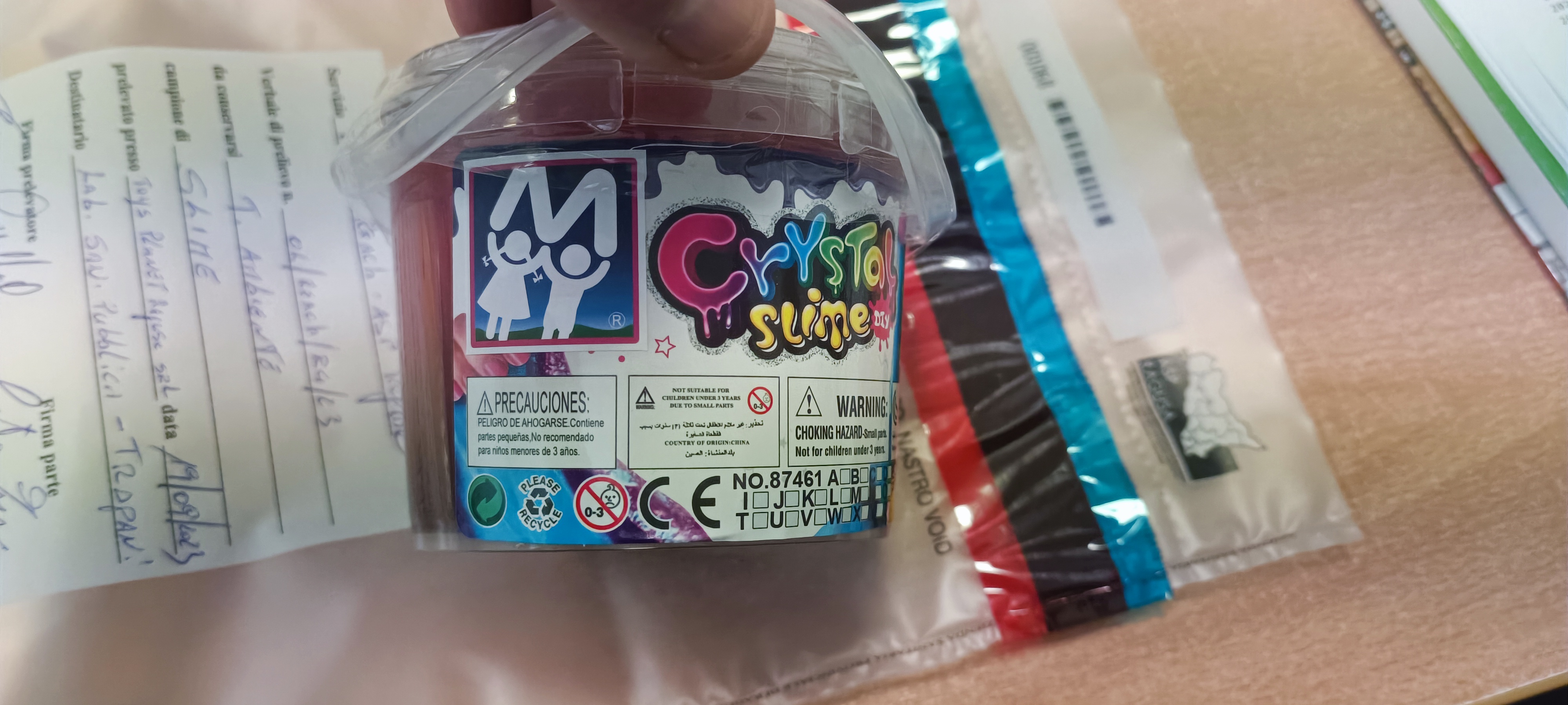 Official image of Slime toy ; DIY ; Crystal Slime DIY published by OECD 2