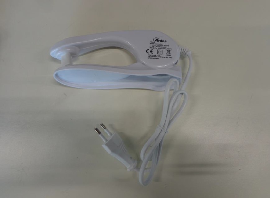 Official image of Electric hot water pouch ; Ardes ; Manolo published by OECD 3