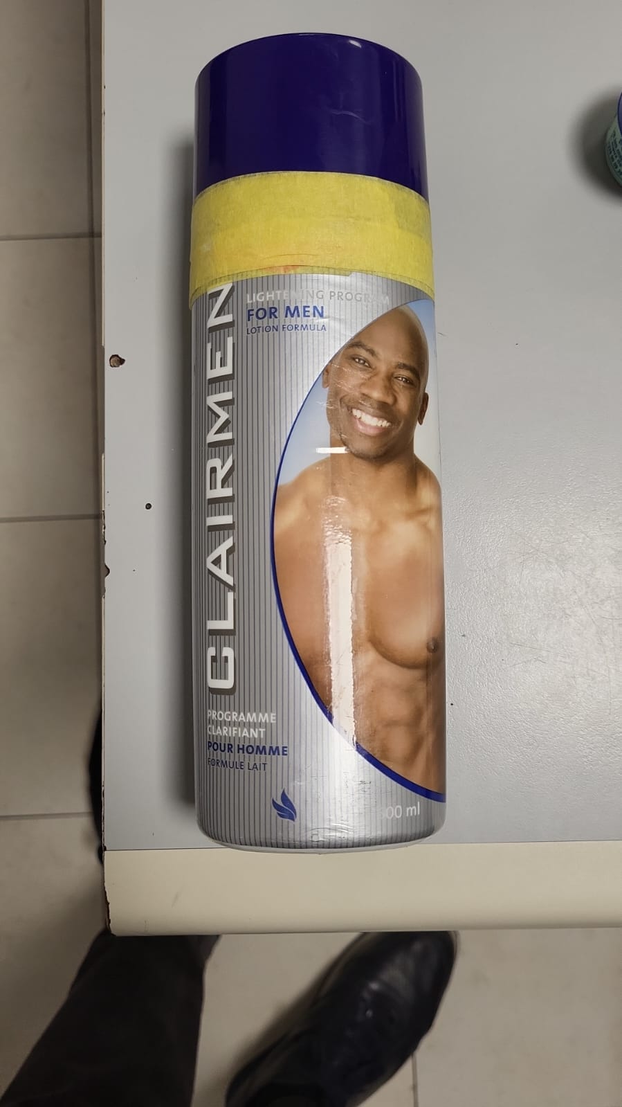 Official image of Skin lightening cream ; Dream Cosmetics ; Clairmen published by OECD