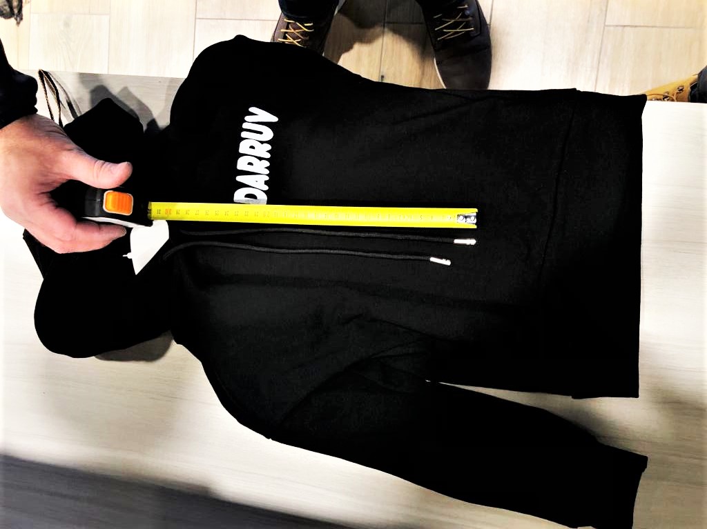 Official image of Sweatshirt ; DARRUV ; published by OECD