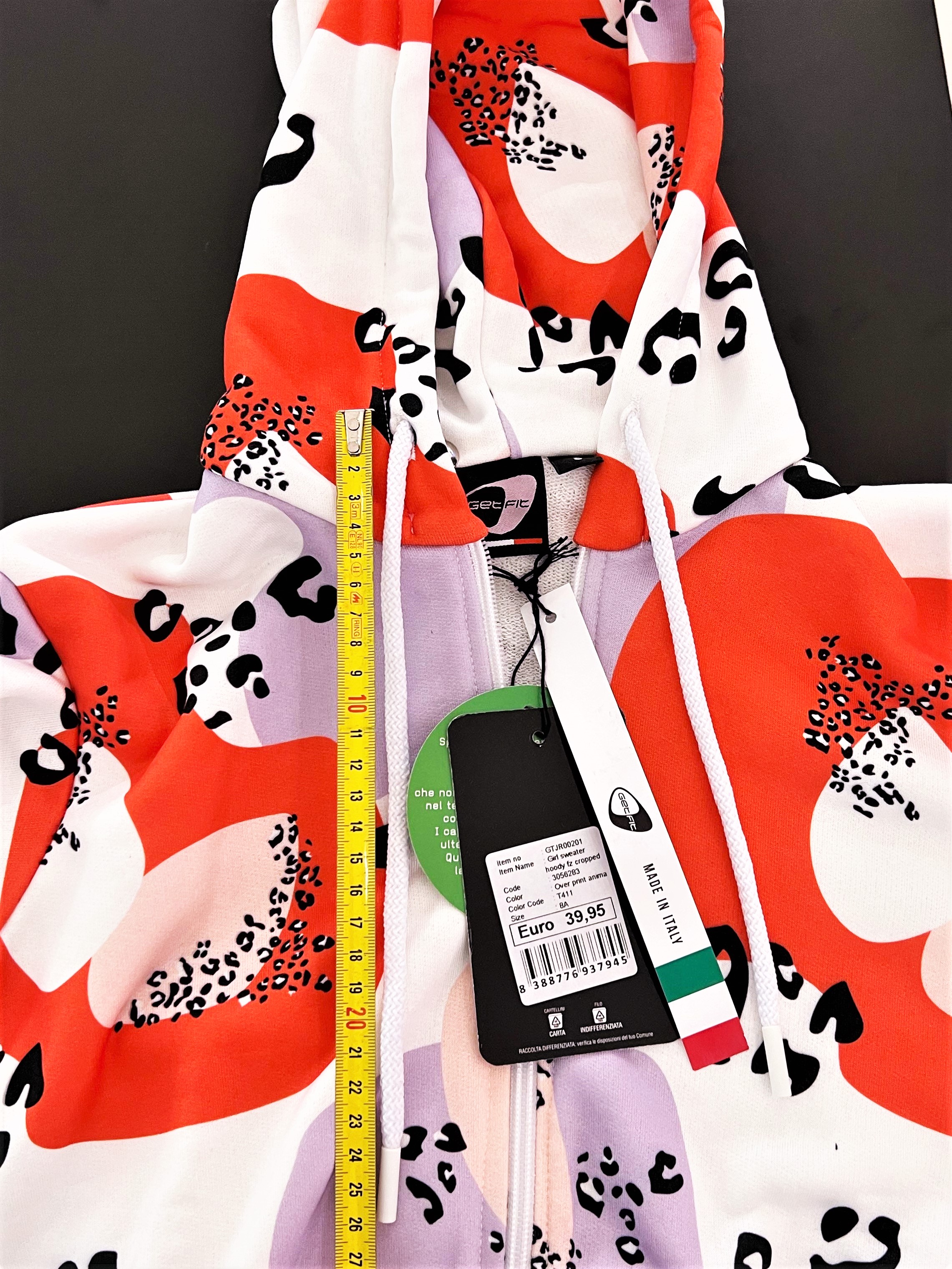 Official image of Children’s hoodie ; GET FIT ; Girl Sweater published by OECD