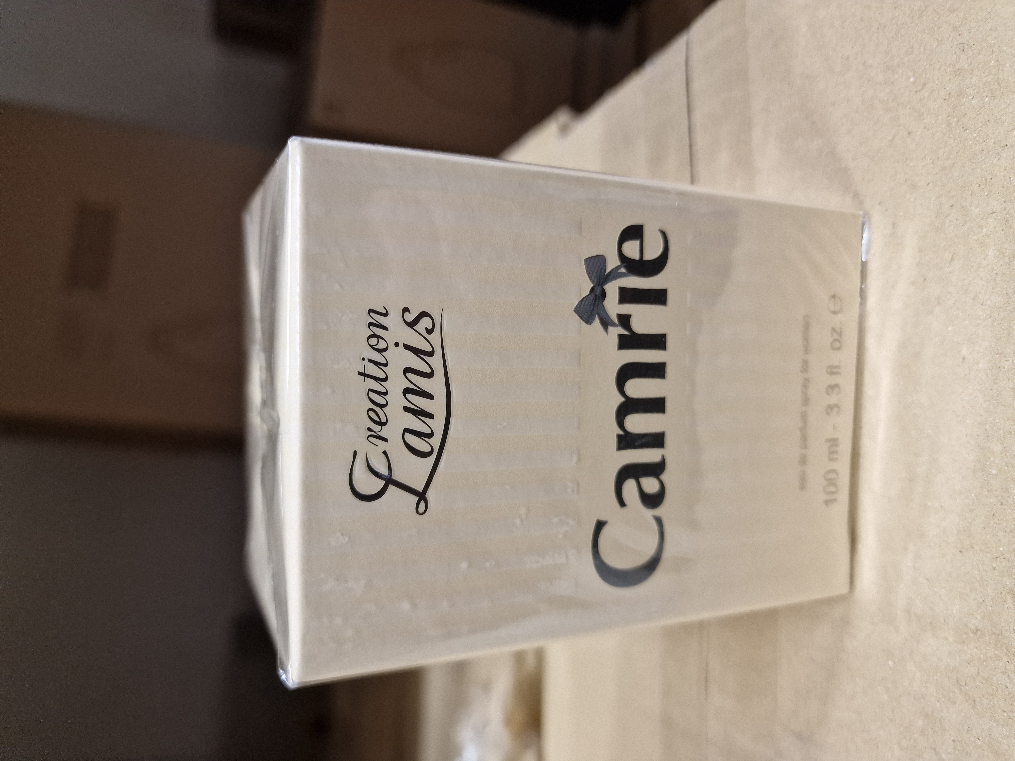 Official image of Perfume ; Creation lamis ; Camrie published by OECD