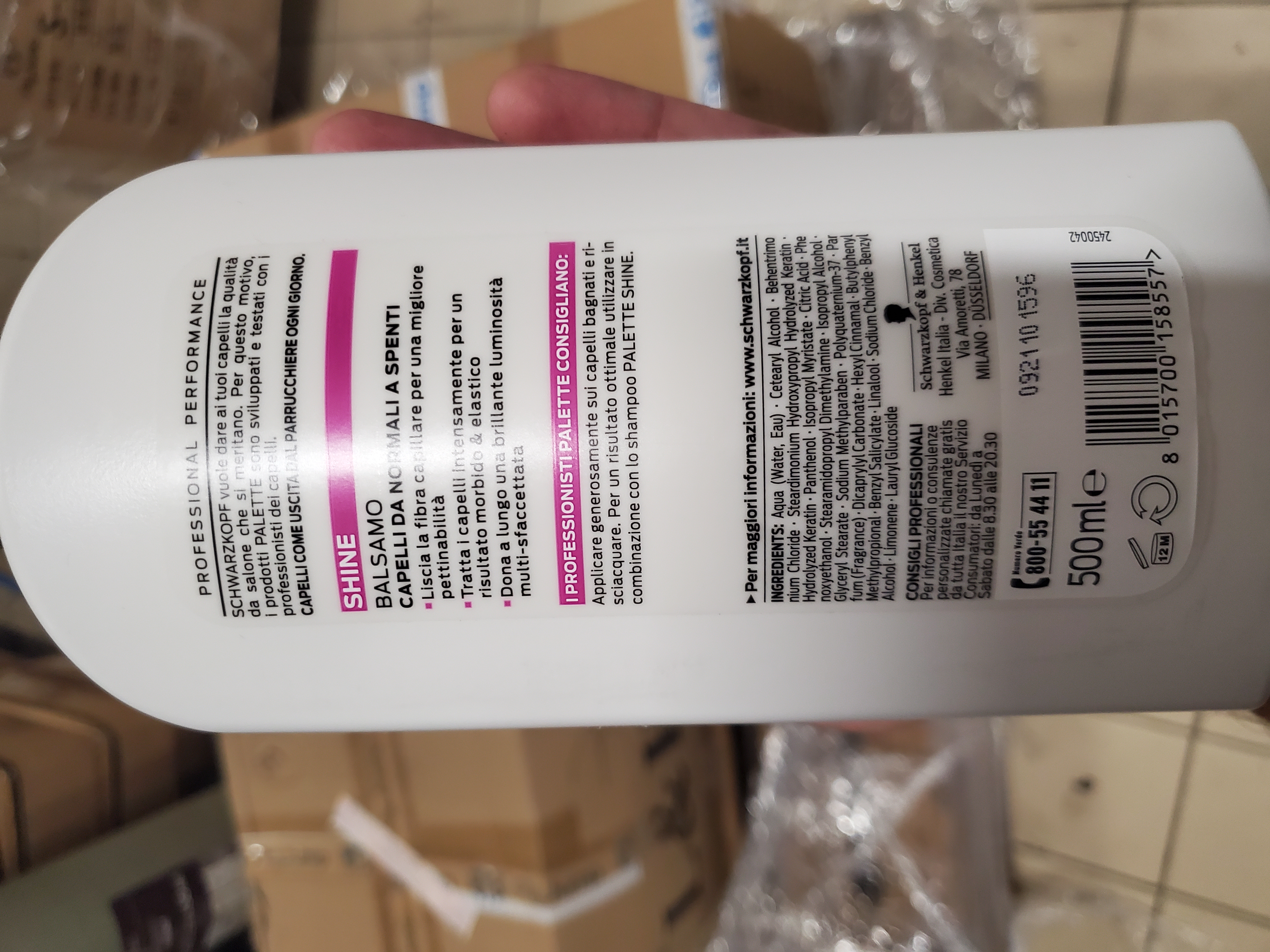 Official image of Hair conditioner ; Schwarzkopf ; Palette shine published by OECD