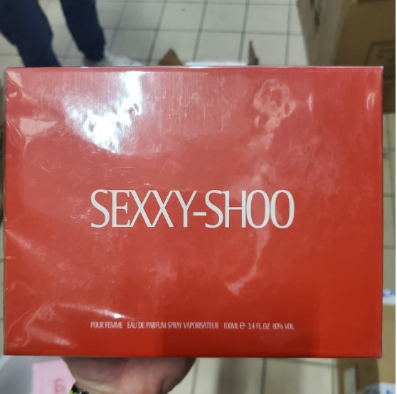 Official image of Perfume ; Laurelle ; Sexxy - Shoo published by OECD 2