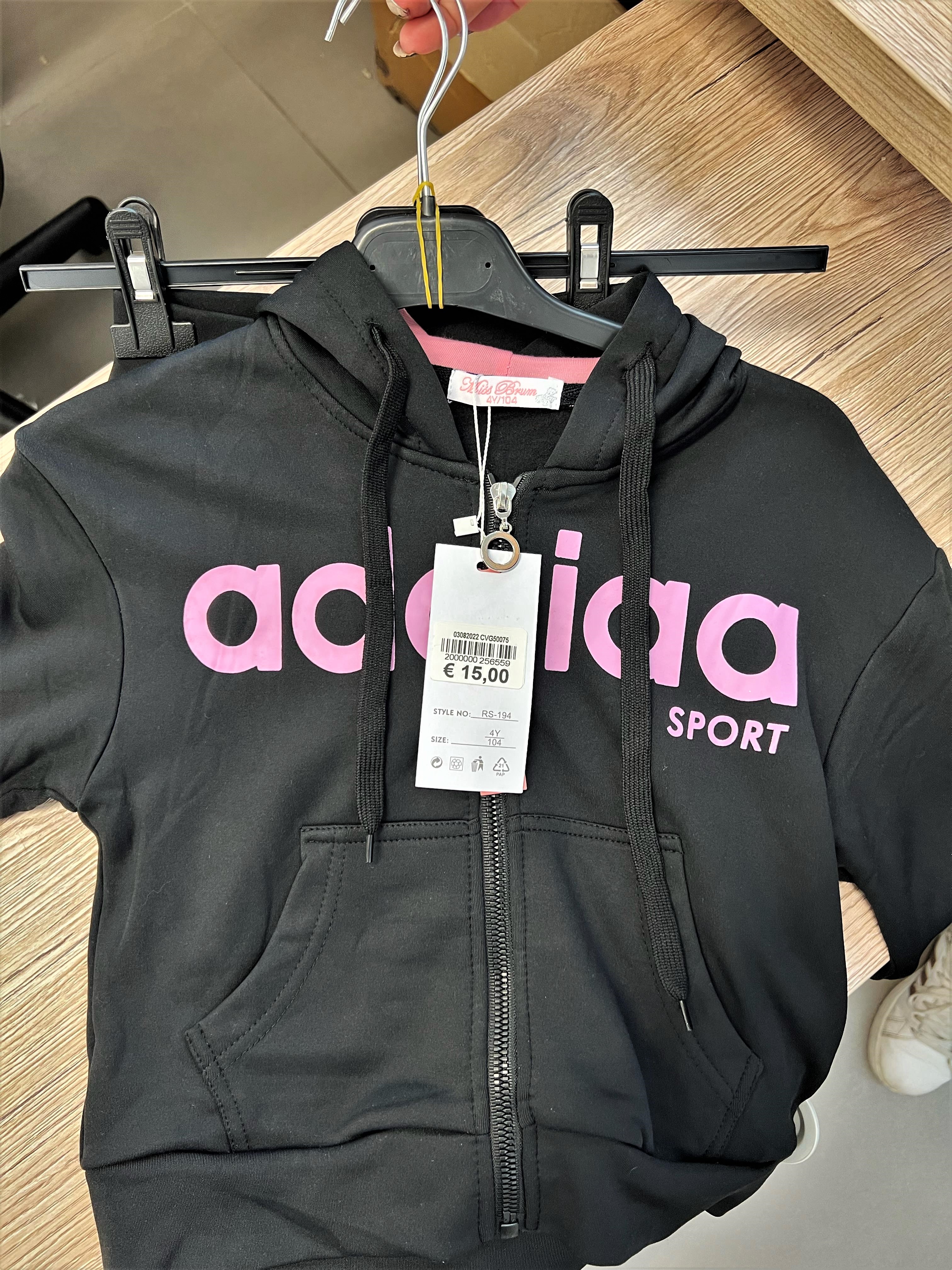 Official image of Children's hoodie ; Miss Brum ; ADDIAA Sport published by OECD