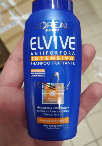 Official image of Shampoo ; Elvive by L'OREAL PARIS ; Antiforfora intensivo shampoo trattante published by OECD 4