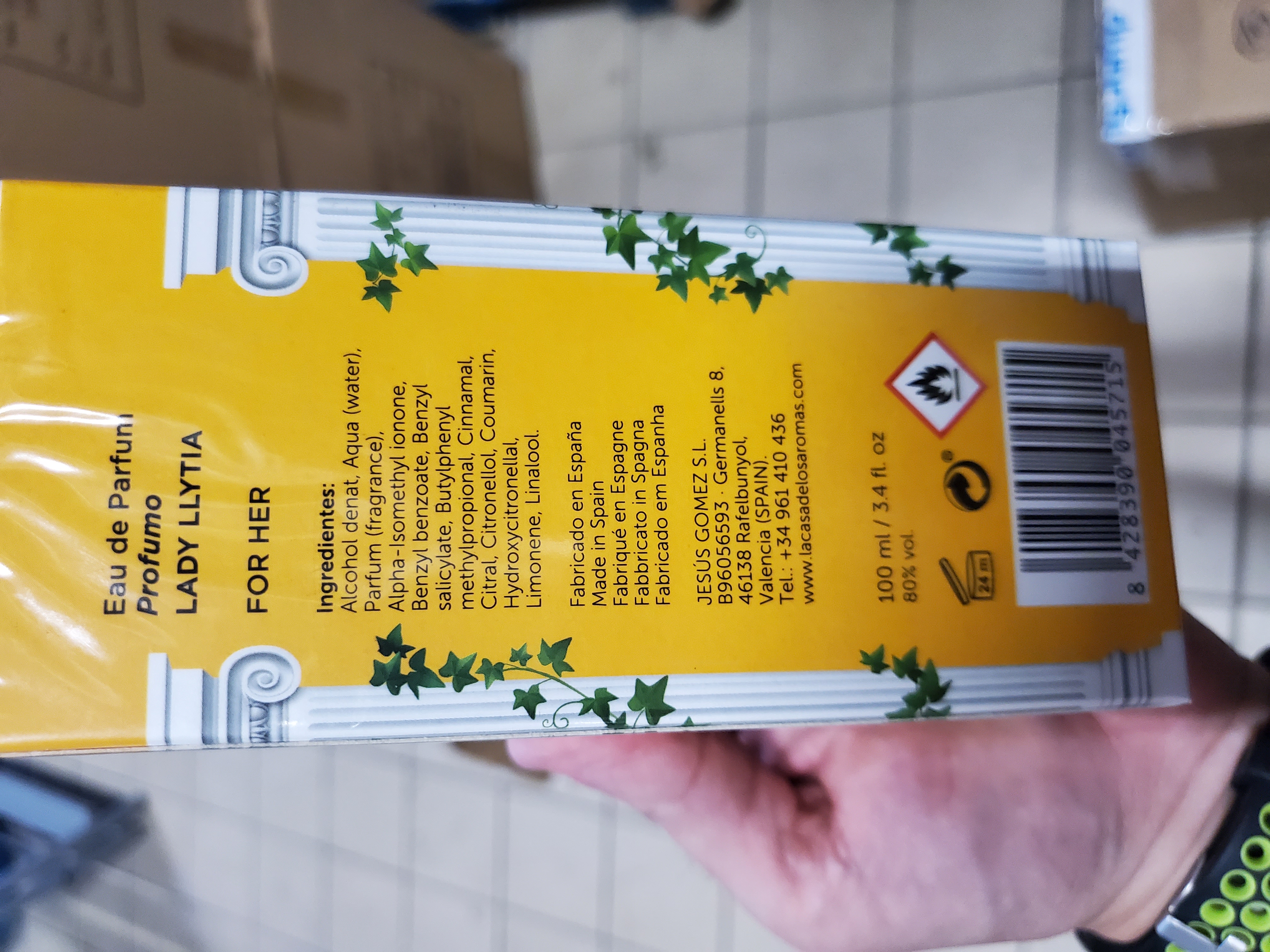 Official image of Perfume ; Jesus Gomez ; Lady Litia published by OECD