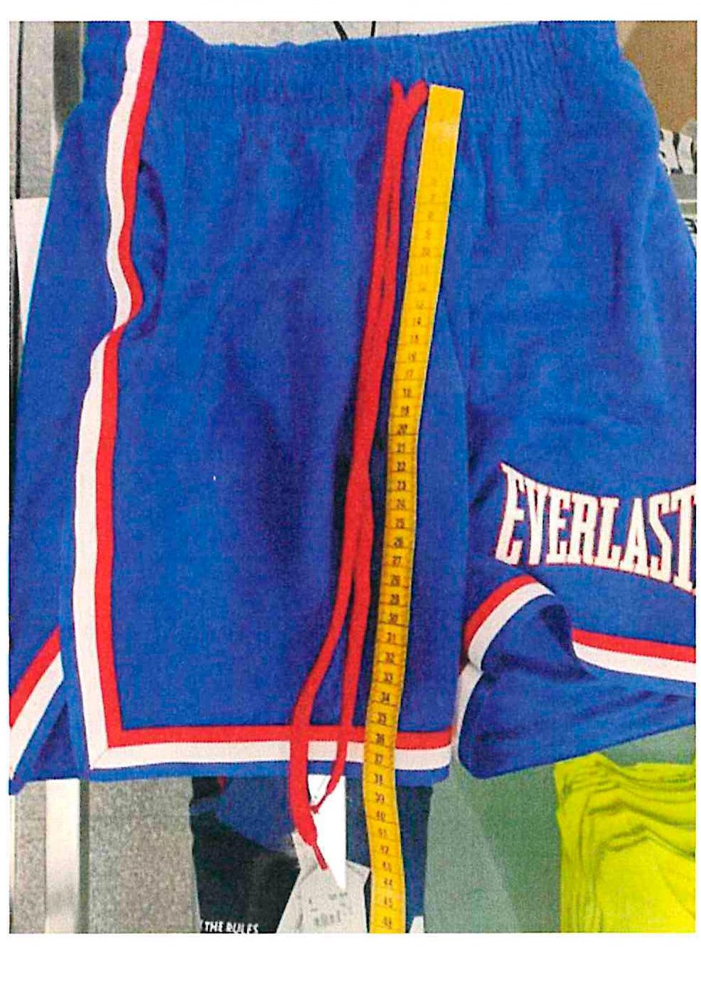 Official image of Children's trousers ; EVERLAST ; published by OECD 3