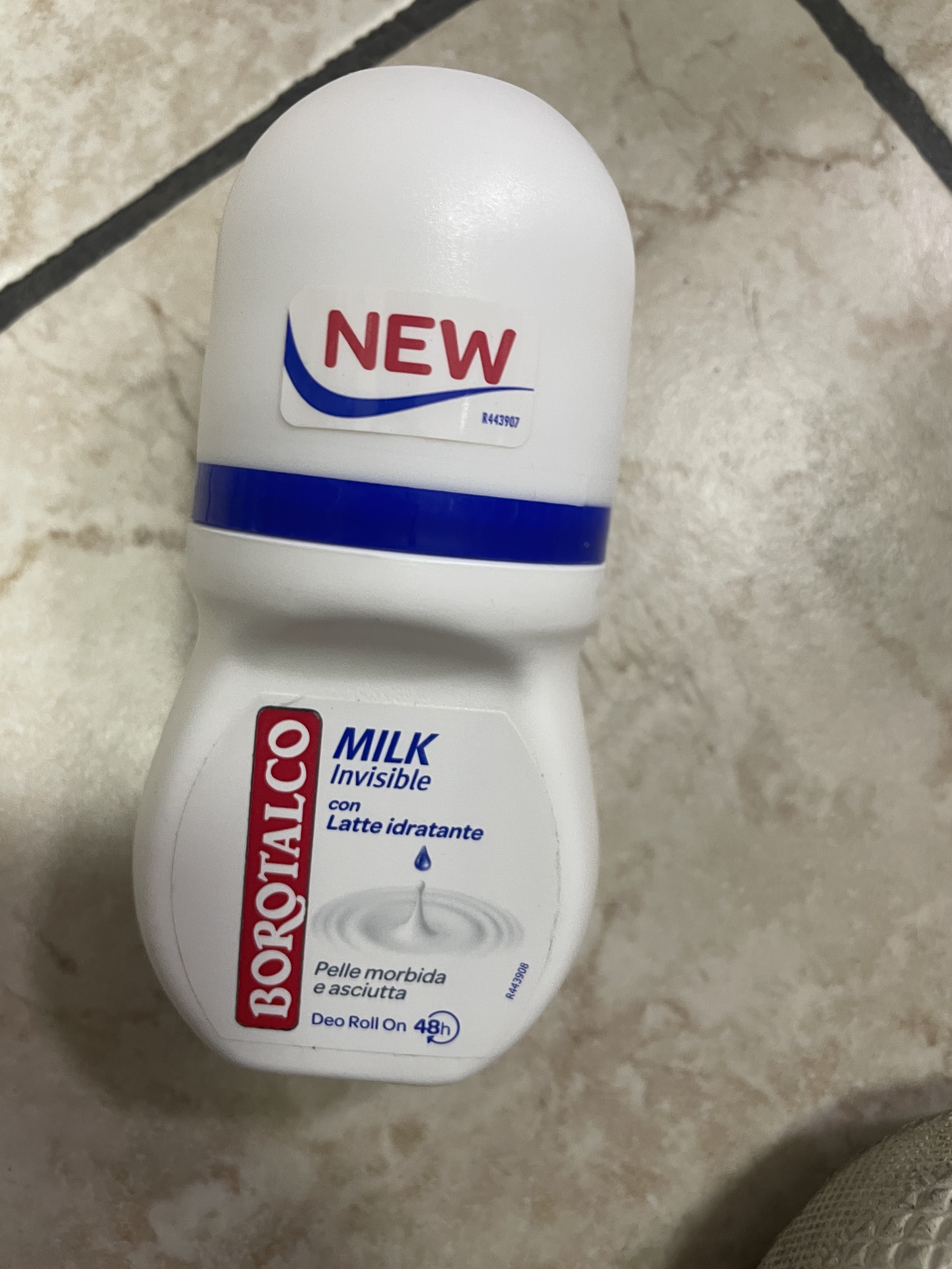 Official image of Deodorant ; BOROTALCO ; Deo Roll On - Invisible Milk published by OECD