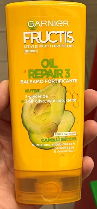 Official image of Hair conditioner ; Garnier ; fructis Oil repair 3 published by OECD