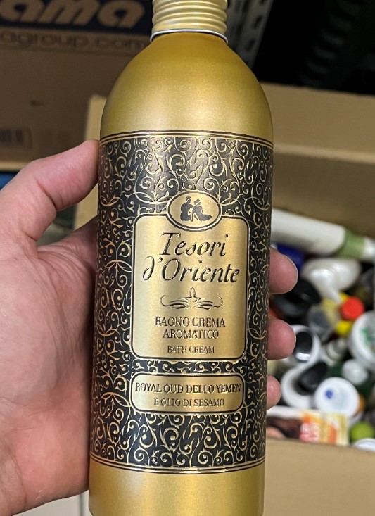 Official image of Bath cream ; Tesori d'Oriente ; Royal Oud dello Yemen published by OECD