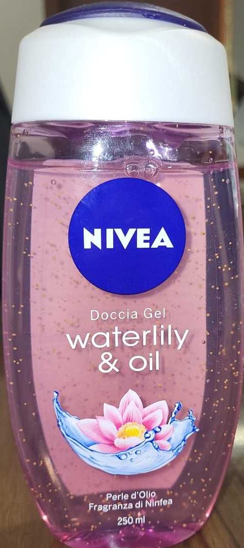 Official image of Shower gel ; Nivea ; Waterlily & Oil published by OECD