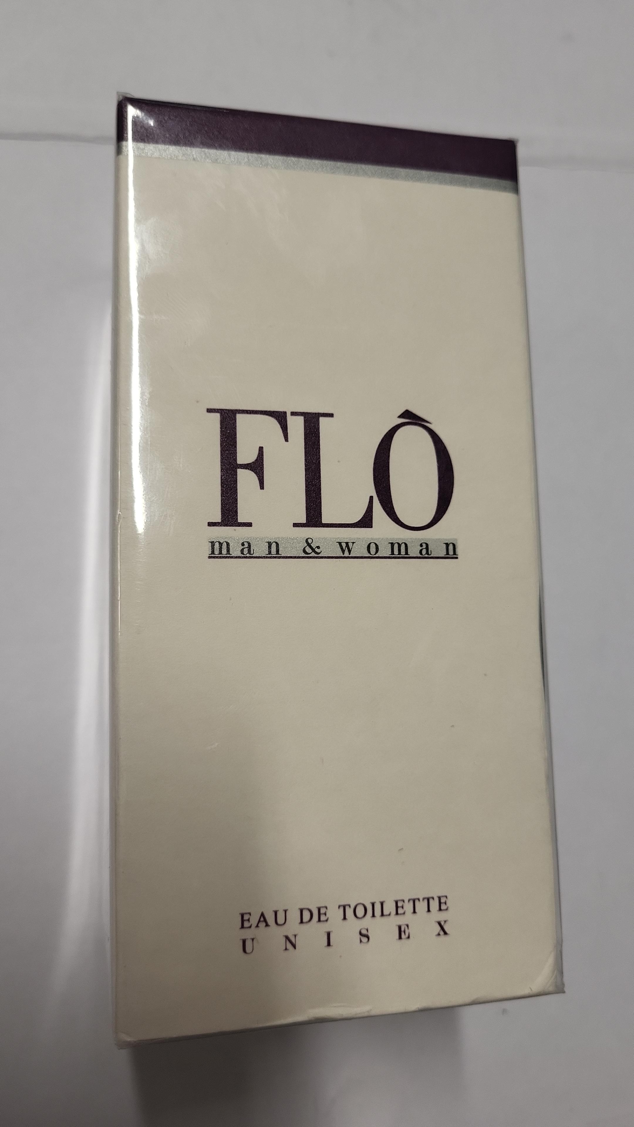 Official image of Eau de toilette ; Comin parfum ; Flò man & woman published by OECD
