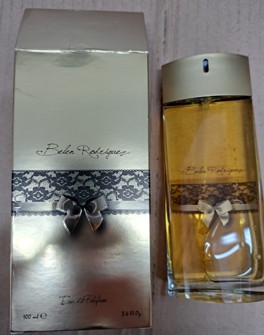 Official image of Perfume ; Belen Rodriguez ; published by OECD 3