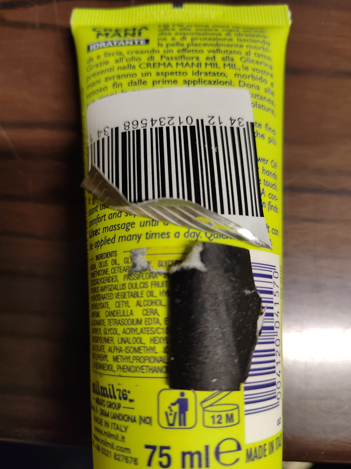 Official image of Hand cream ; MilMil ; Crema mani protettiva vellutante published by OECD 2