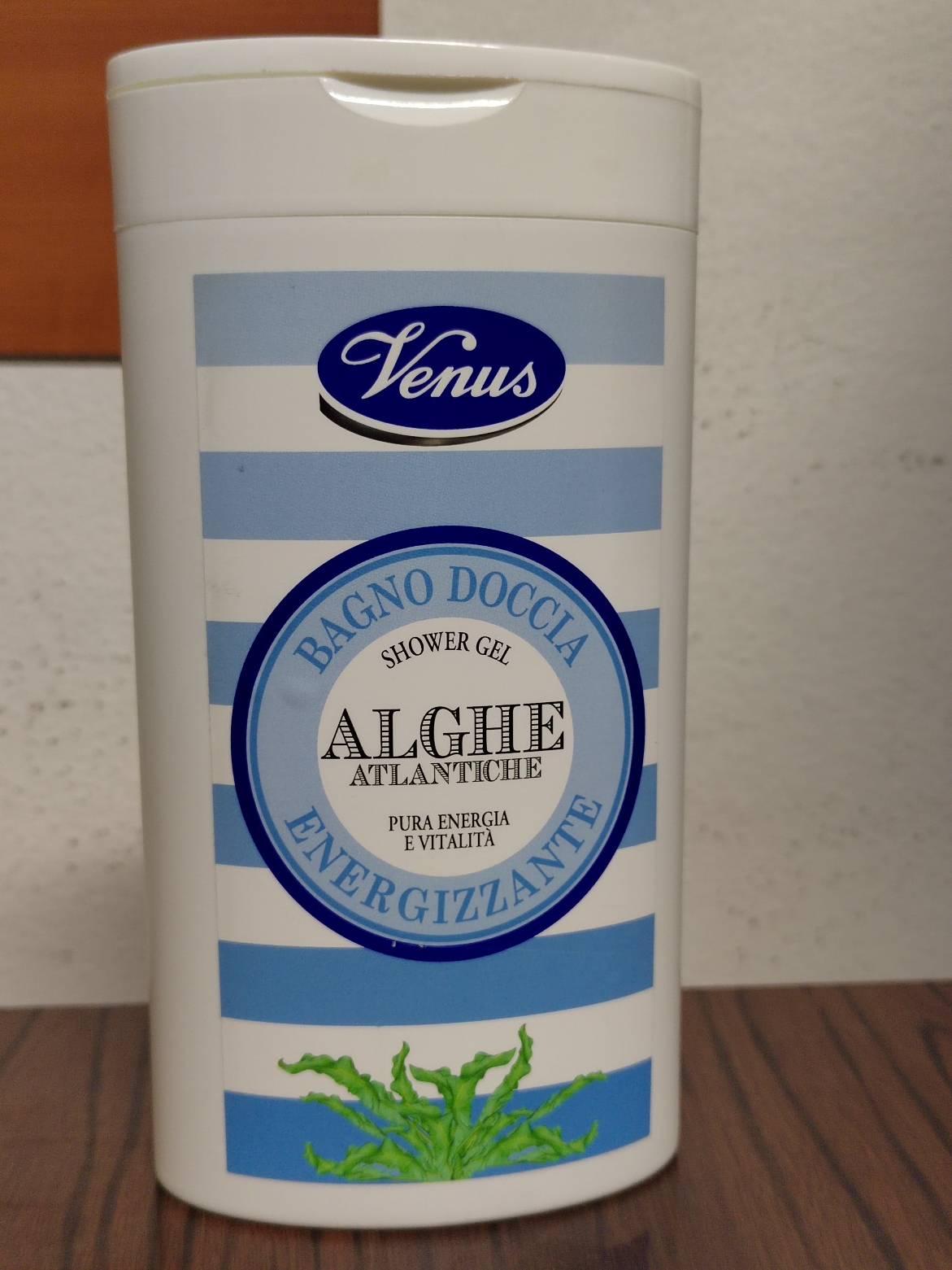 Official image of Bath and shower gel ; Venus ; Venus alghe atlantiche published by OECD