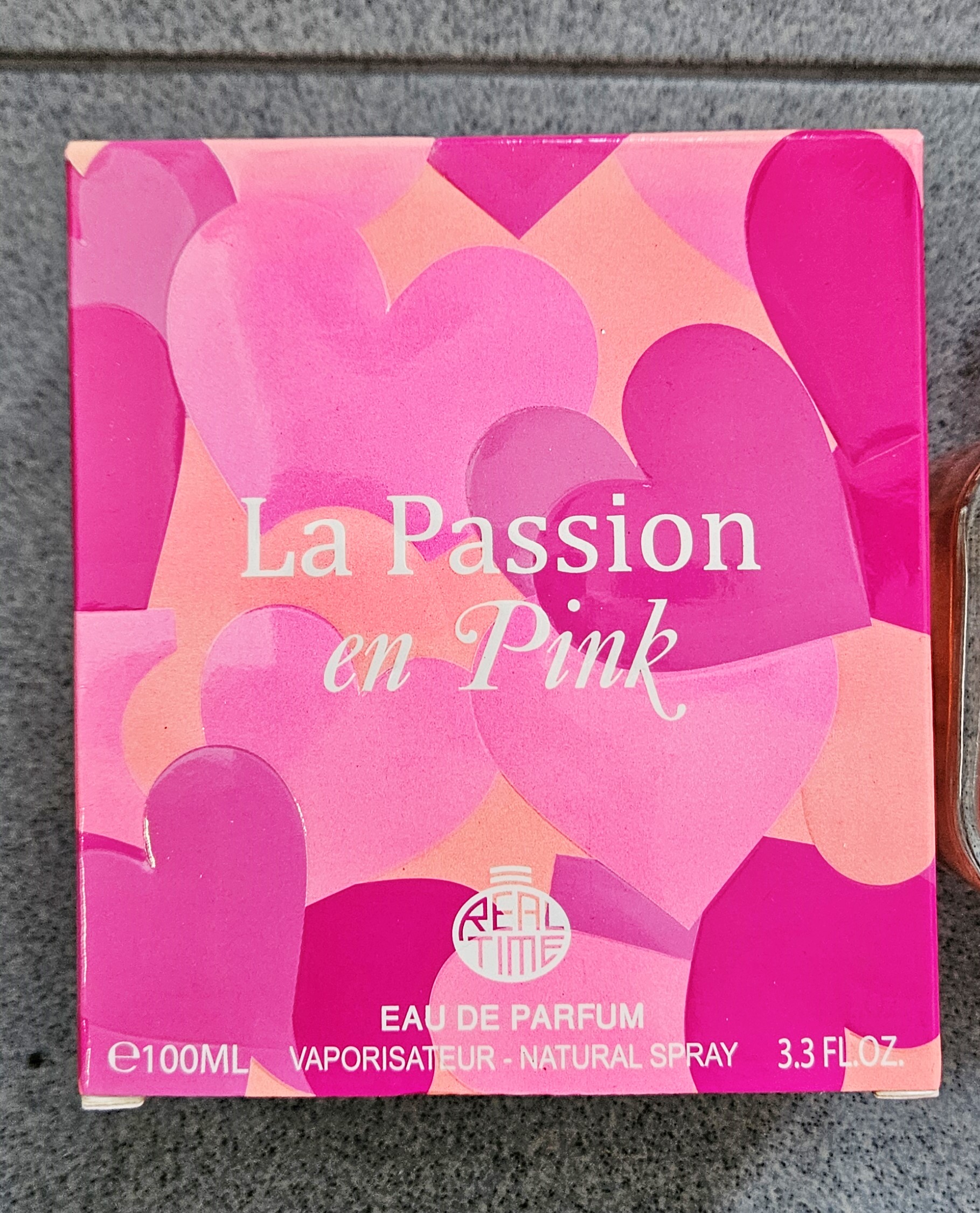 Official image of Perfume ; REAL TIME ; La Passion en Pink published by OECD