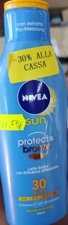 Official image of Sunscreen milk ; Nivea ; Sun protect & bronze protezione "30" published by OECD 5