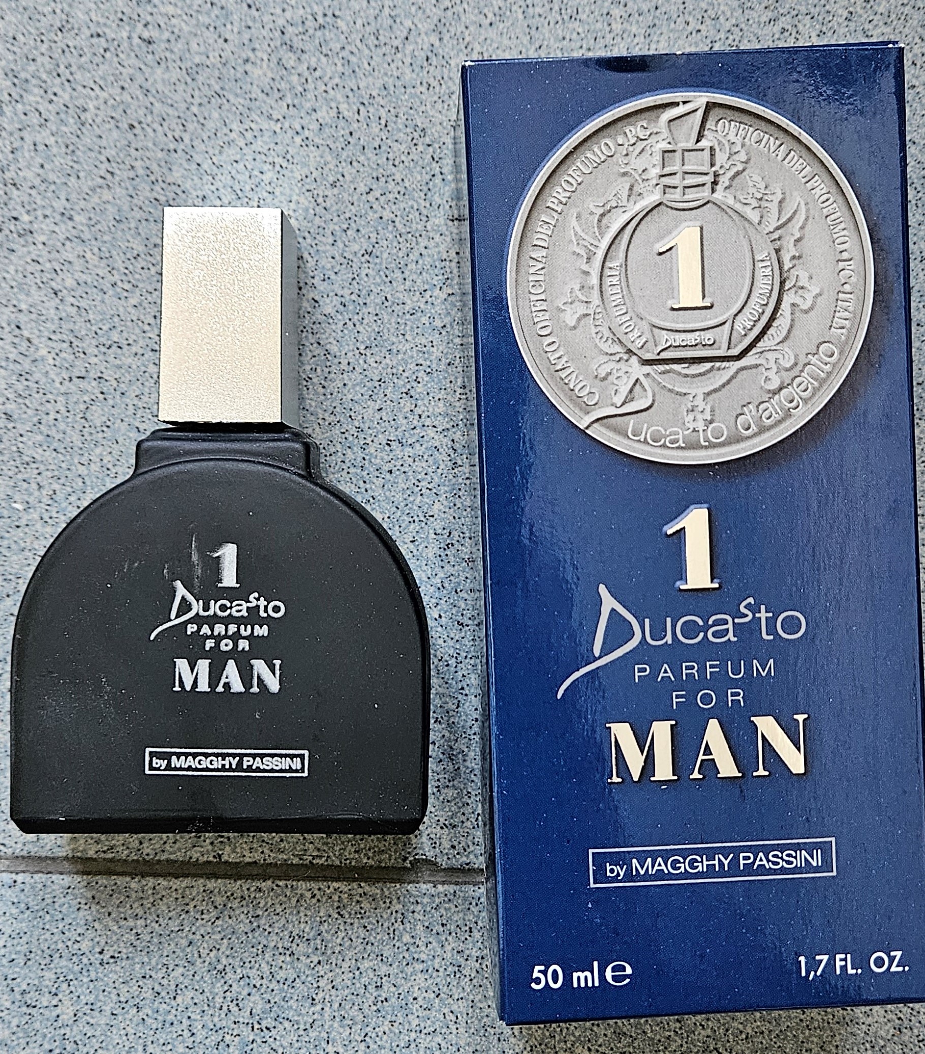Official image of Perfume ; 1DucaSto Parfum by Mugghy Passini ; 1 DucaSto Parfum Men published by OECD