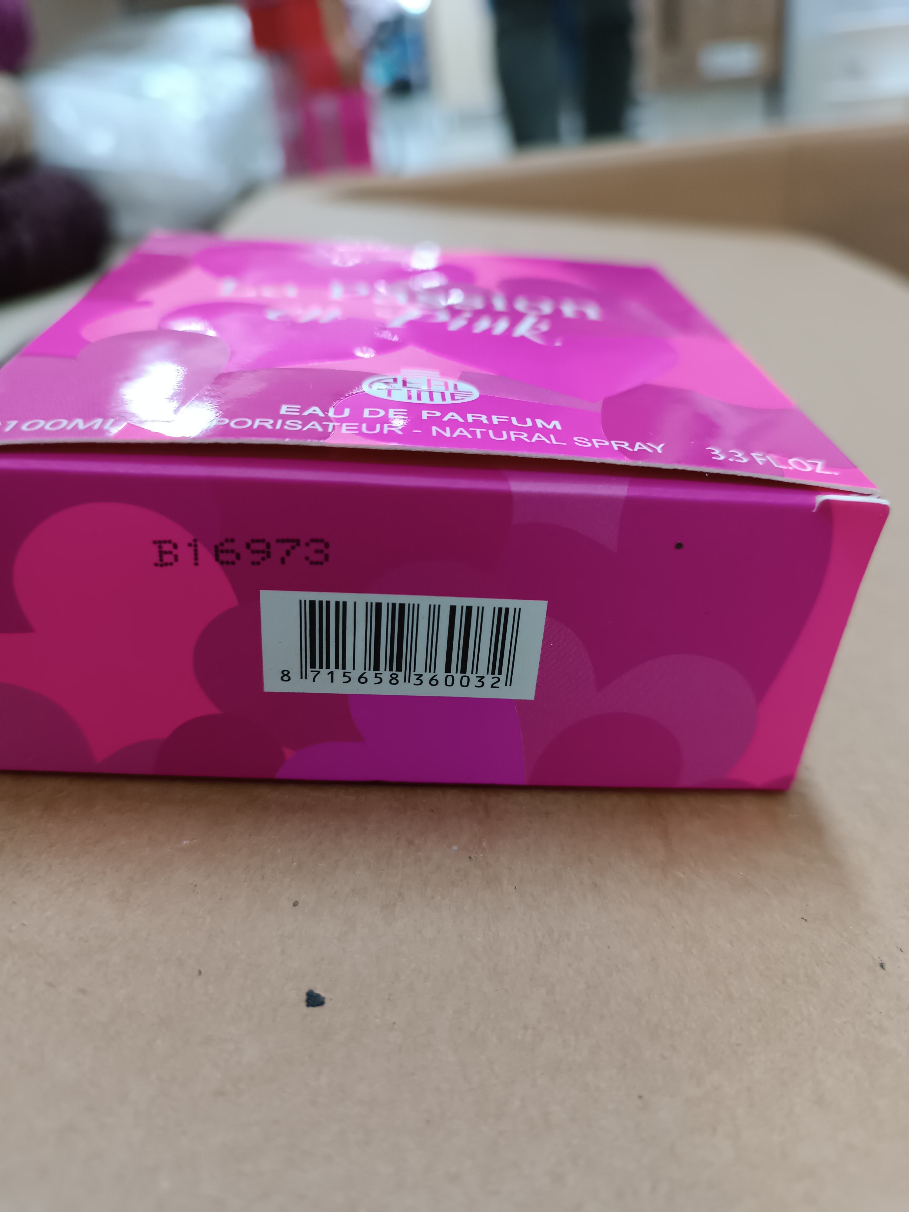 Official image of Perfume ; REAL TIME ; La Passion en Pink published by OECD 2