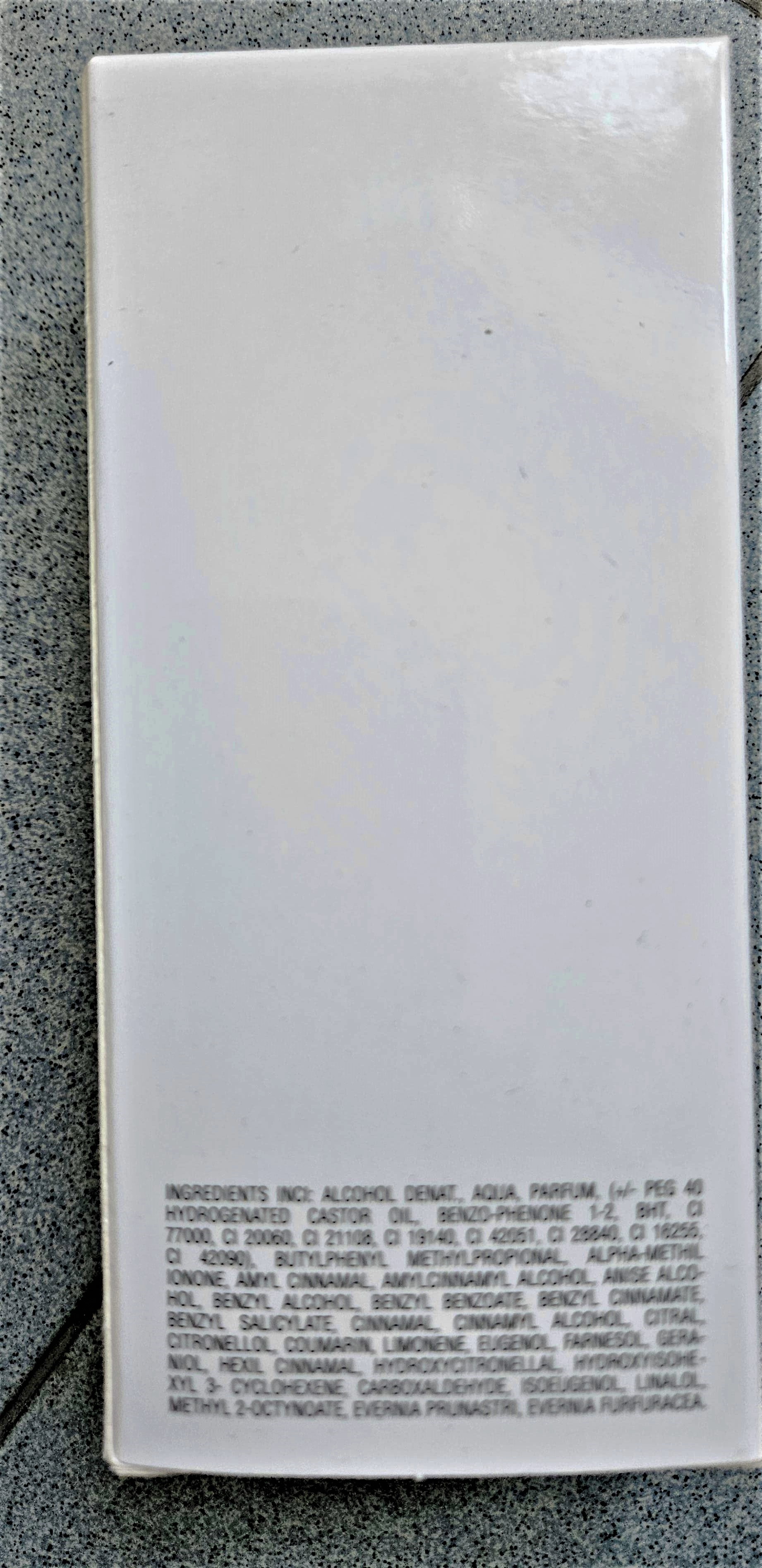 Official image of Perfume ; CP Prestige Cadeau ; published by OECD 3
