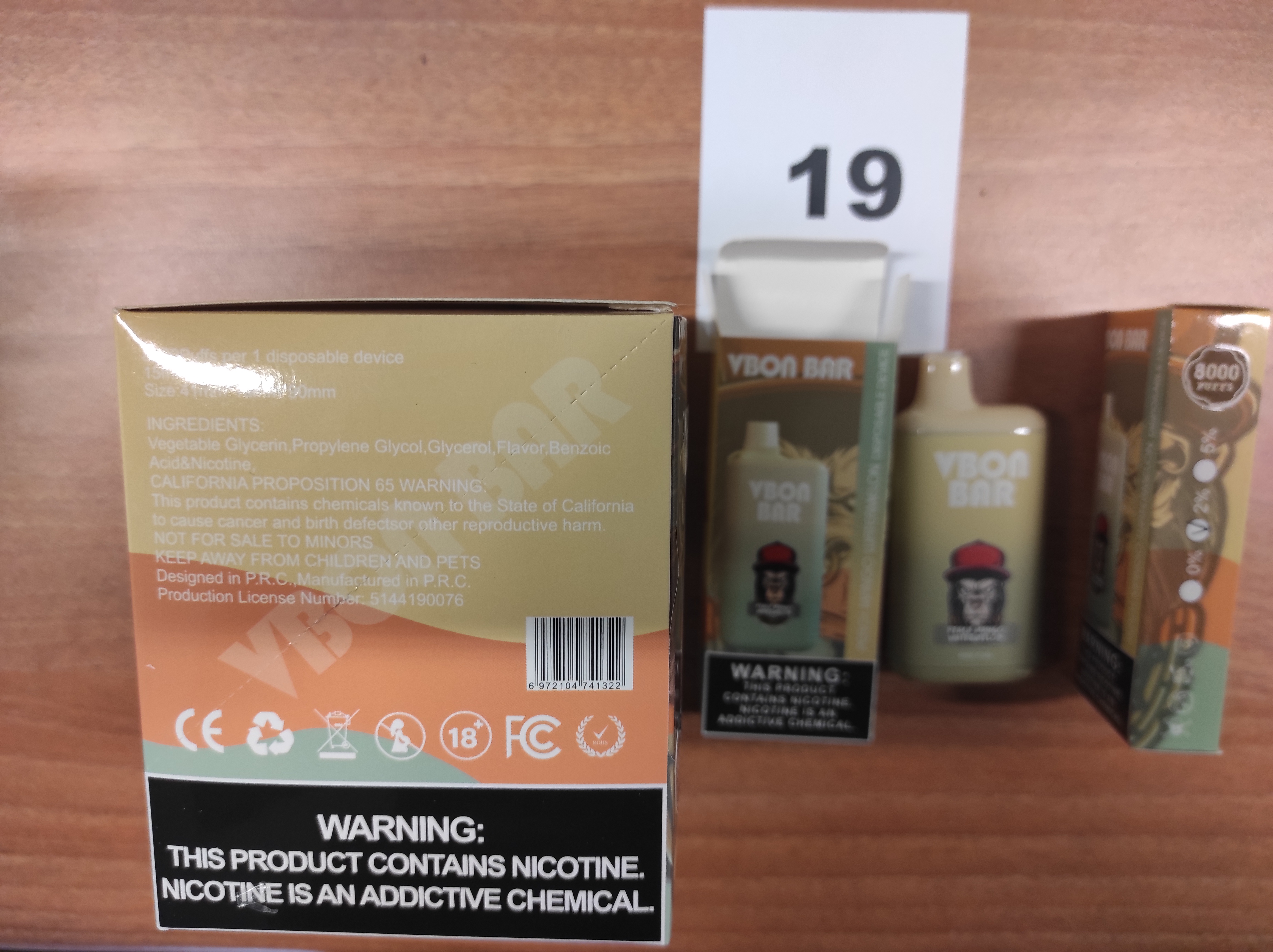 Official image of Disposable electronic cigarette ; VBON BAR ; Peach Mango watermelon published by OECD 2