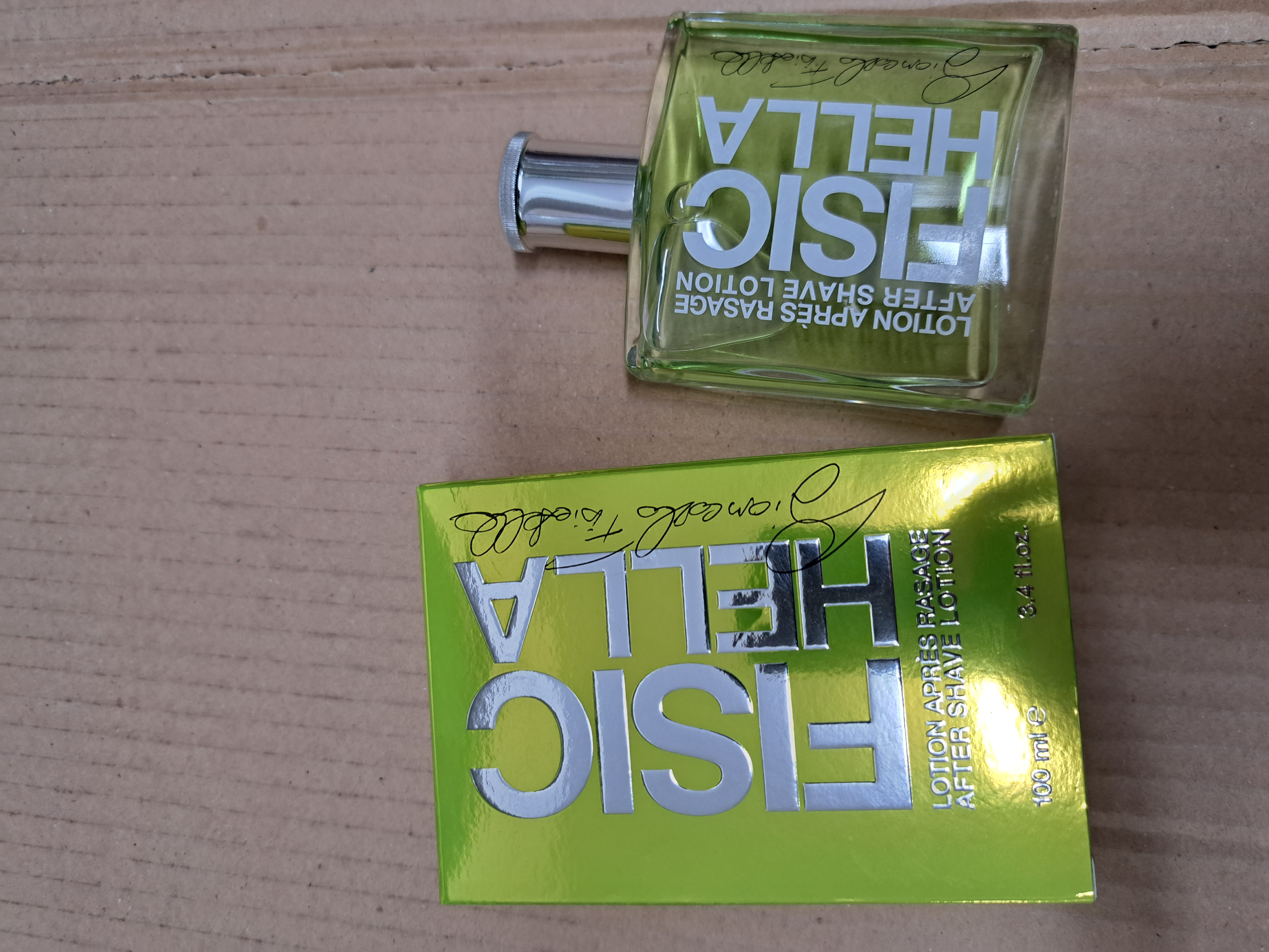 Official image of Aftershave ; Deborah Italia ; Fisichella published by OECD