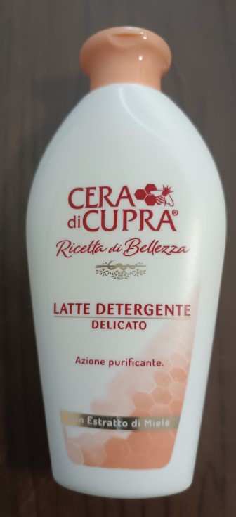 Official image of Cleansing milk ; CERA DI CUPRA ; Ricetta di bellezza published by OECD