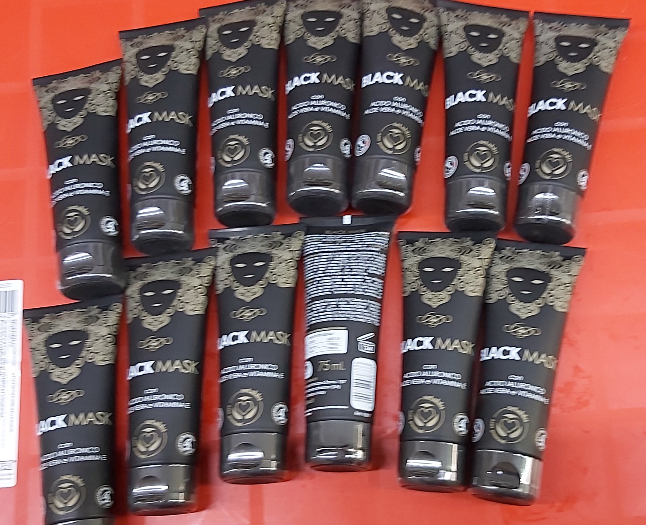 Official image of Face cream ; Unknown ; Black Mask published by OECD 2