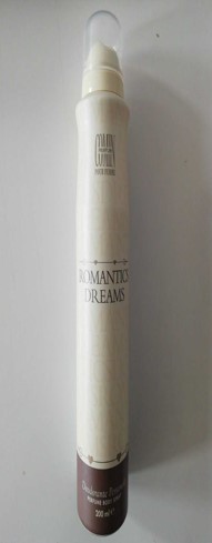 Official image of Deodorant spray ; Comin parfum ; Romantic Dreams published by OECD