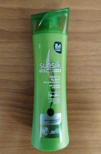 Official image of Shampoo and conditioner ; Sunsilk ; Sciolti & Fluenti published by OECD