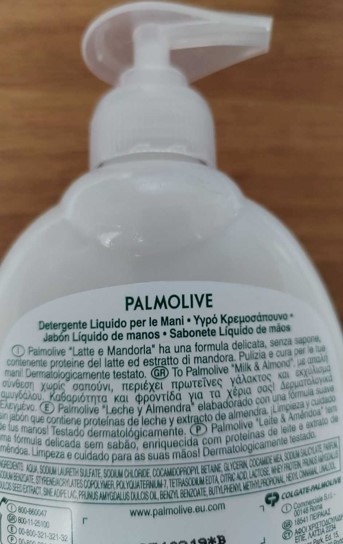 Official image of Liquid hand soap ; Palmolive ; Naturals published by OECD 2