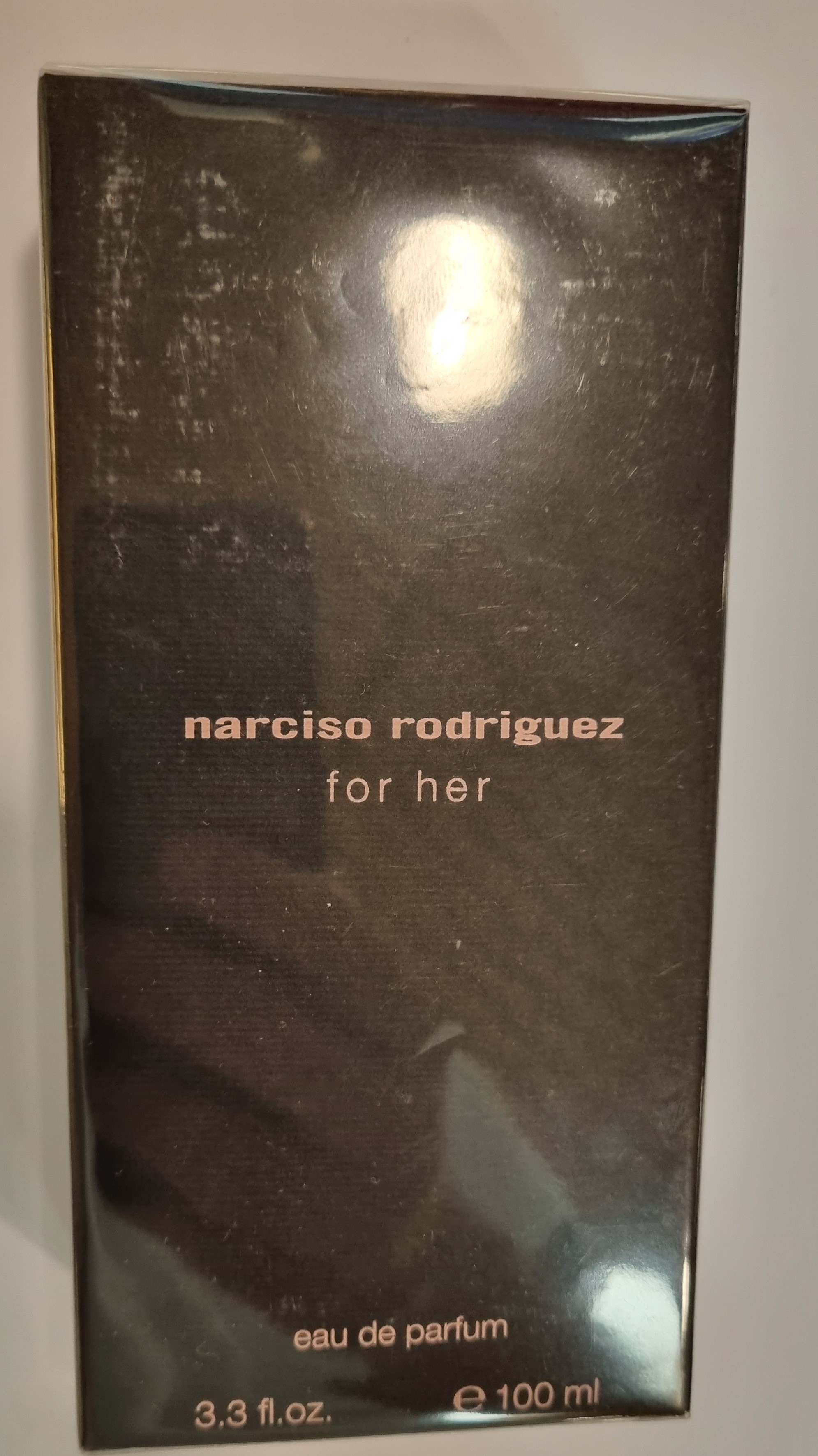 Official image of Perfume ; Narciso Rodriguez ; for her published by OECD