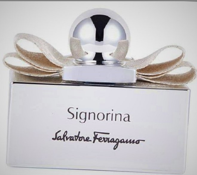 Official image of Perfume ; Salvatore Ferragamo ; Signorina published by OECD 2